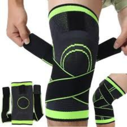 KNEE BRACE WITH ADJUSTABLE STRAPS